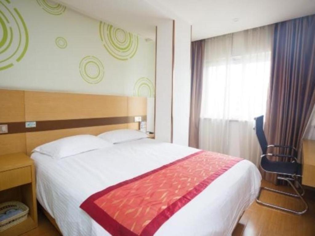 Greentree Inn Zhejiang Ningbo South Railway Station Express Hotel Екстер'єр фото