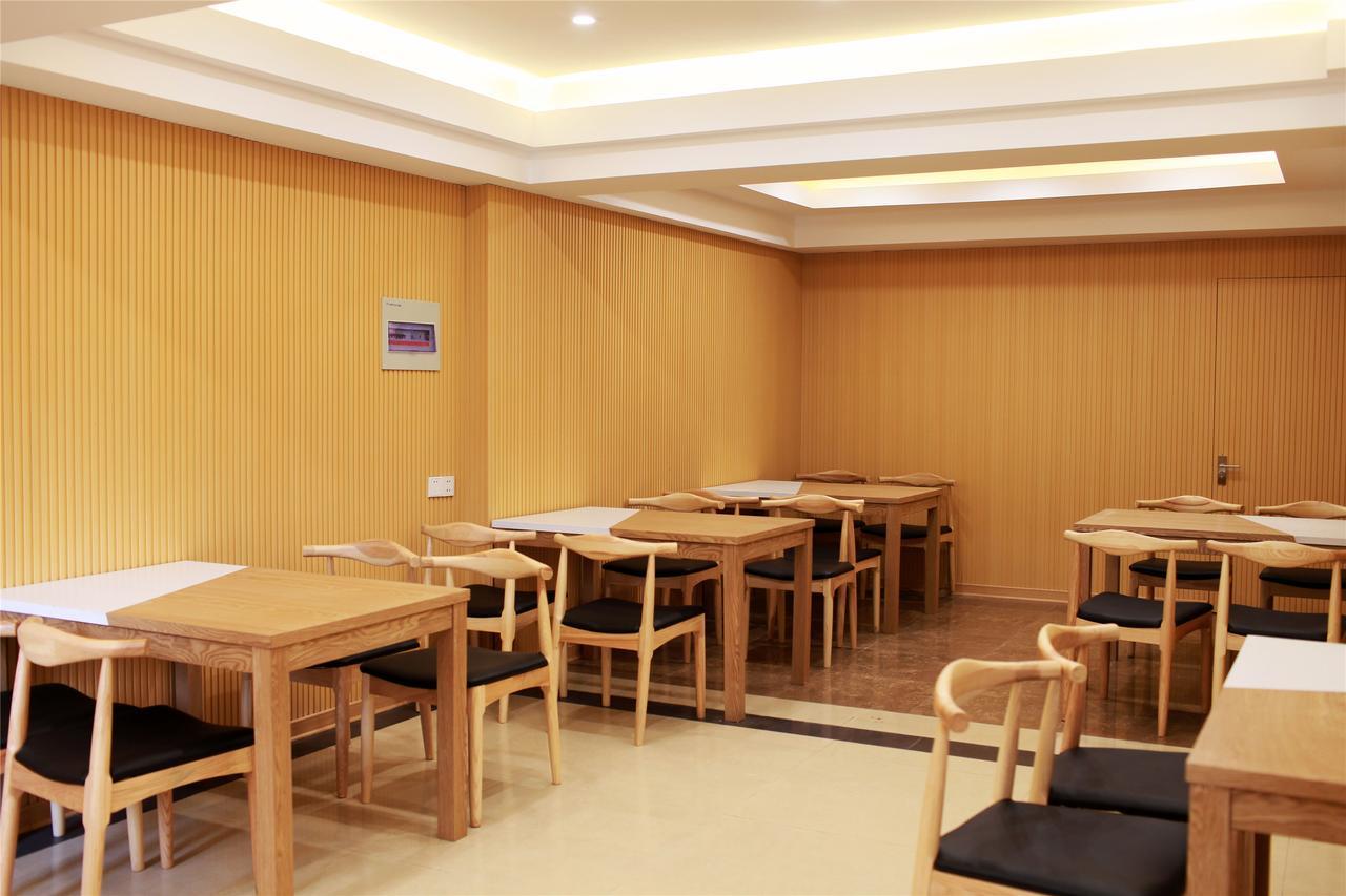 Greentree Inn Zhejiang Ningbo South Railway Station Express Hotel Екстер'єр фото