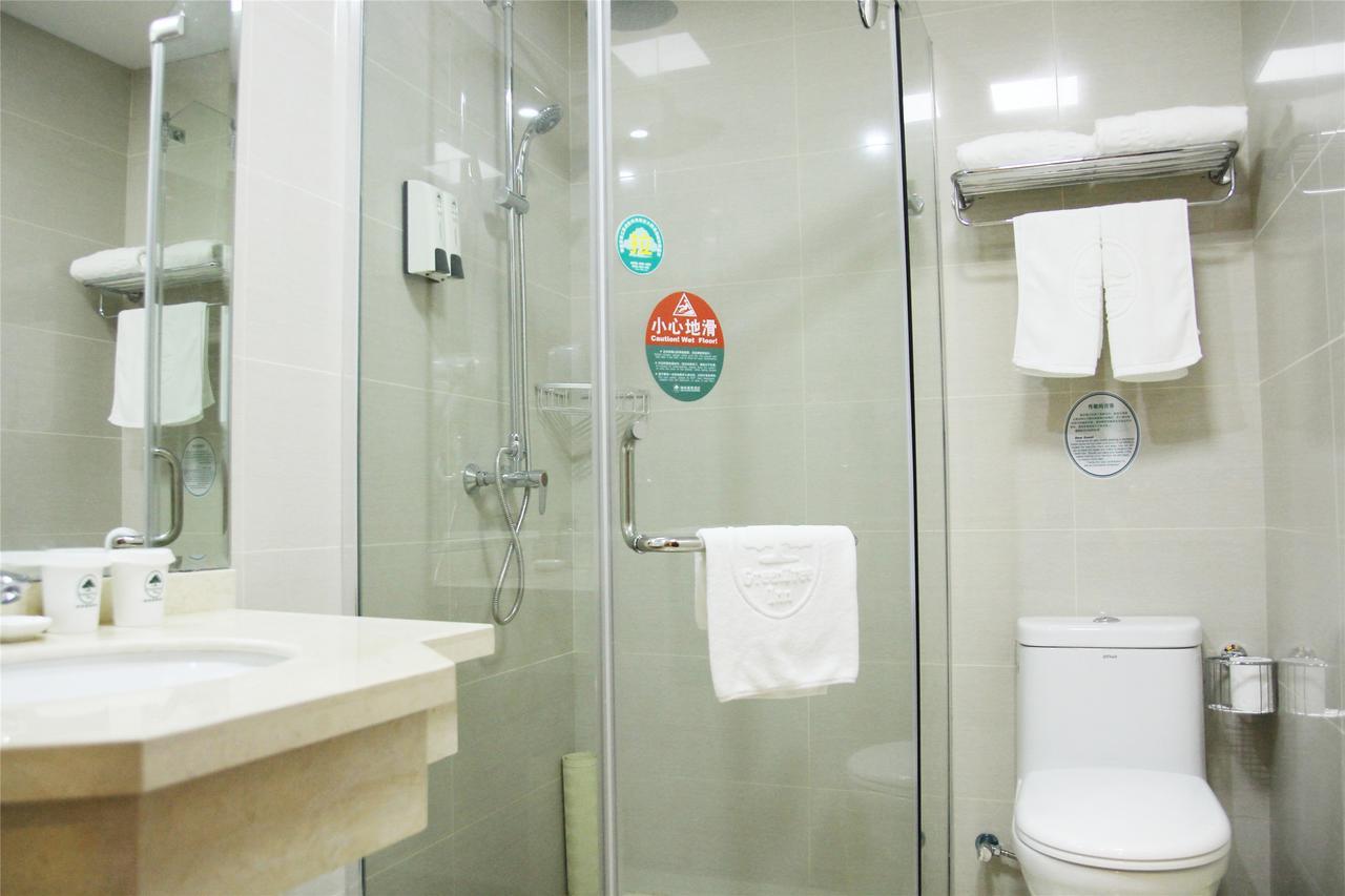 Greentree Inn Zhejiang Ningbo South Railway Station Express Hotel Екстер'єр фото