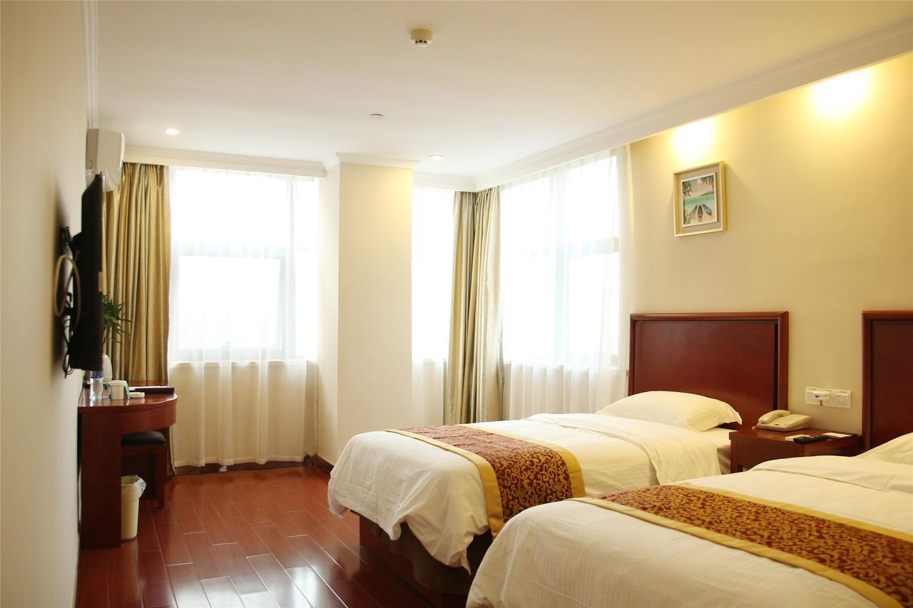 Greentree Inn Zhejiang Ningbo South Railway Station Express Hotel Екстер'єр фото